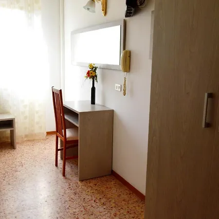 In Guest - New Cirene Double Economy Guest house