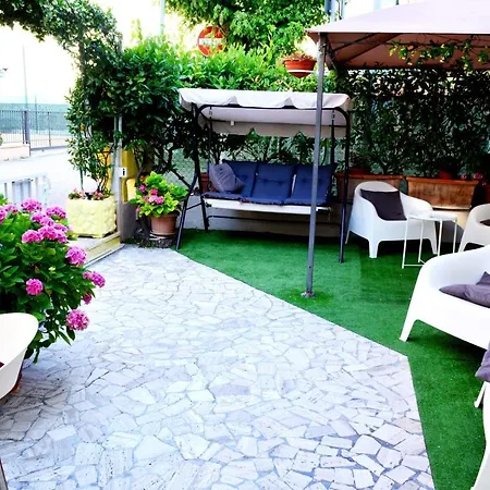 In Guest - New Cirene Double Economy