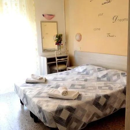 In Guest - New Cirene Double Economy Rímini
